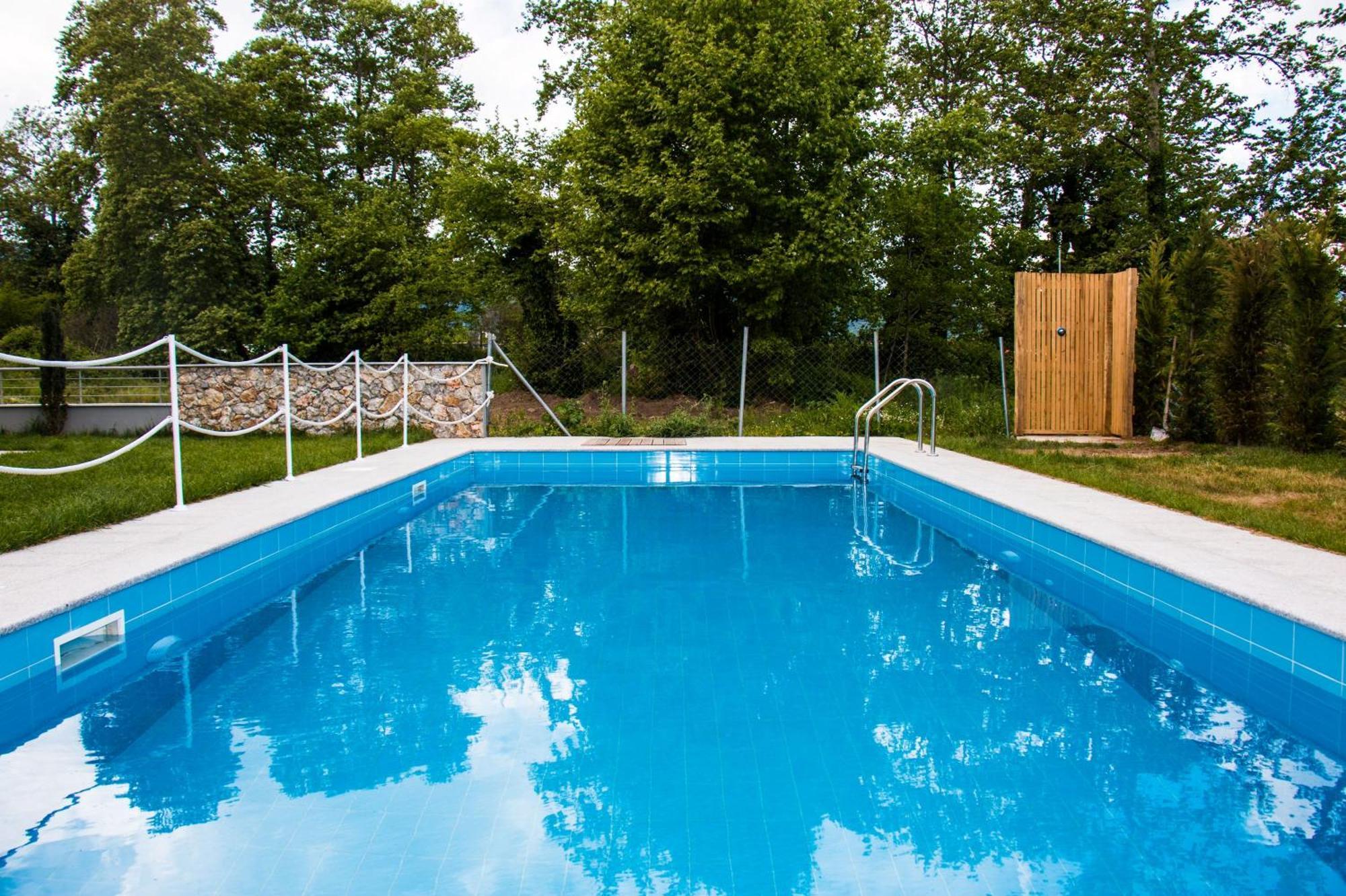 Aristotelia Gi Ikies - Olympiada Poolside Retreats Exterior foto